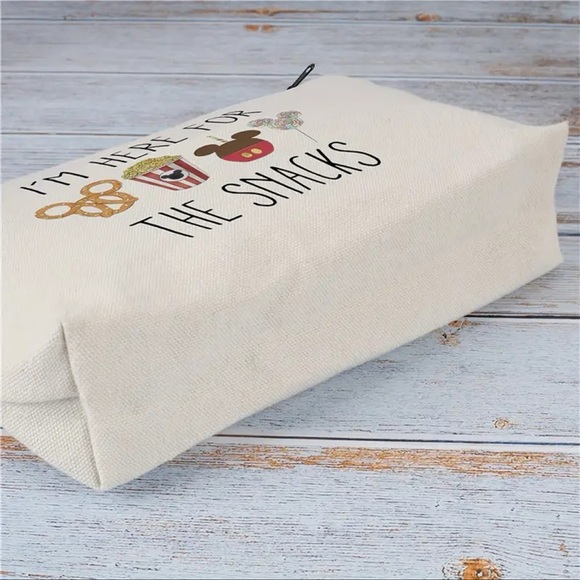 Disney Inspired Zipper Pouch - Picture 5 of 8